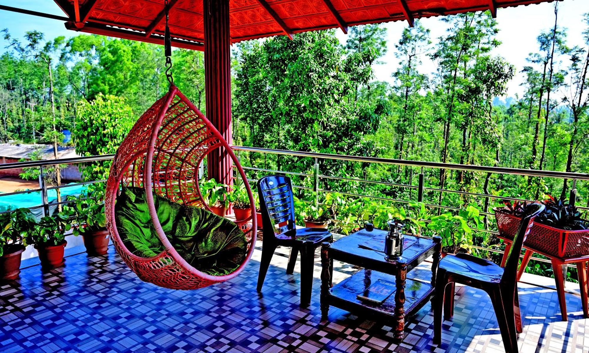 Hulihara Homestay - Full Villa, Coffee Estate & Balcony View 사클레시푸르 외부 사진