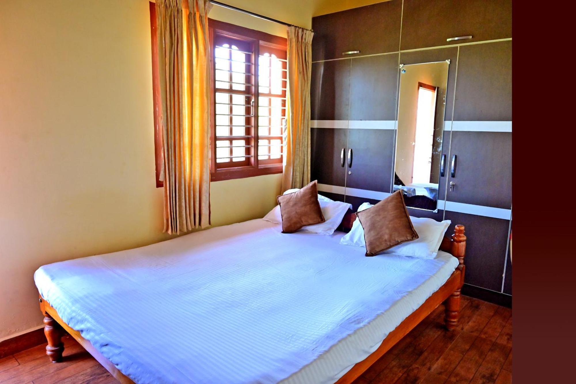 Hulihara Homestay - Full Villa, Coffee Estate & Balcony View 사클레시푸르 외부 사진