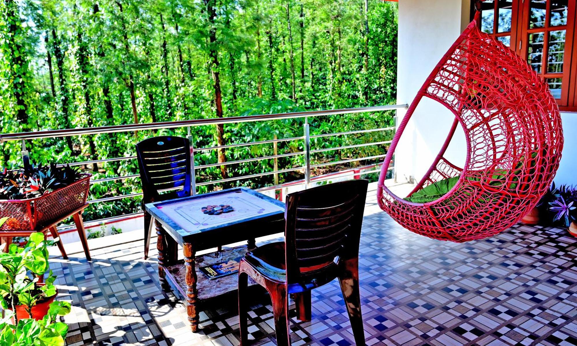 Hulihara Homestay - Full Villa, Coffee Estate & Balcony View 사클레시푸르 외부 사진